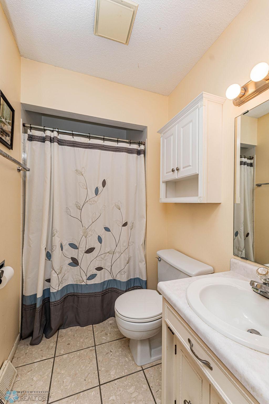 Ensuite Bathroom