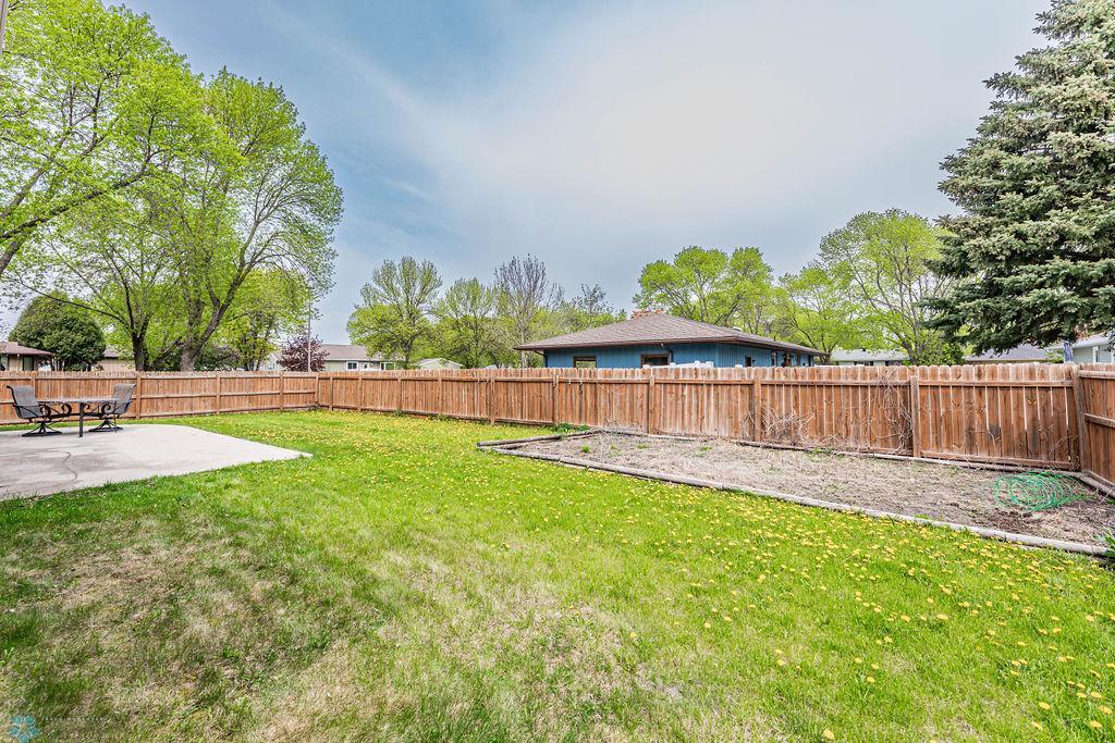Fully Fenced Yard