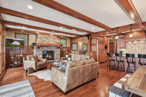 11484 NW Hoyer Avenue NW, Annandale, MN 55302