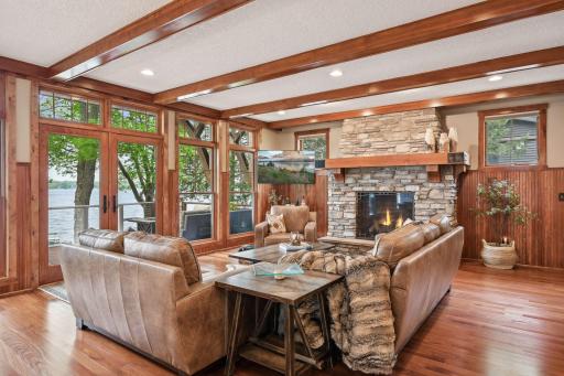 11484 NW Hoyer Avenue NW, Annandale, MN 55302