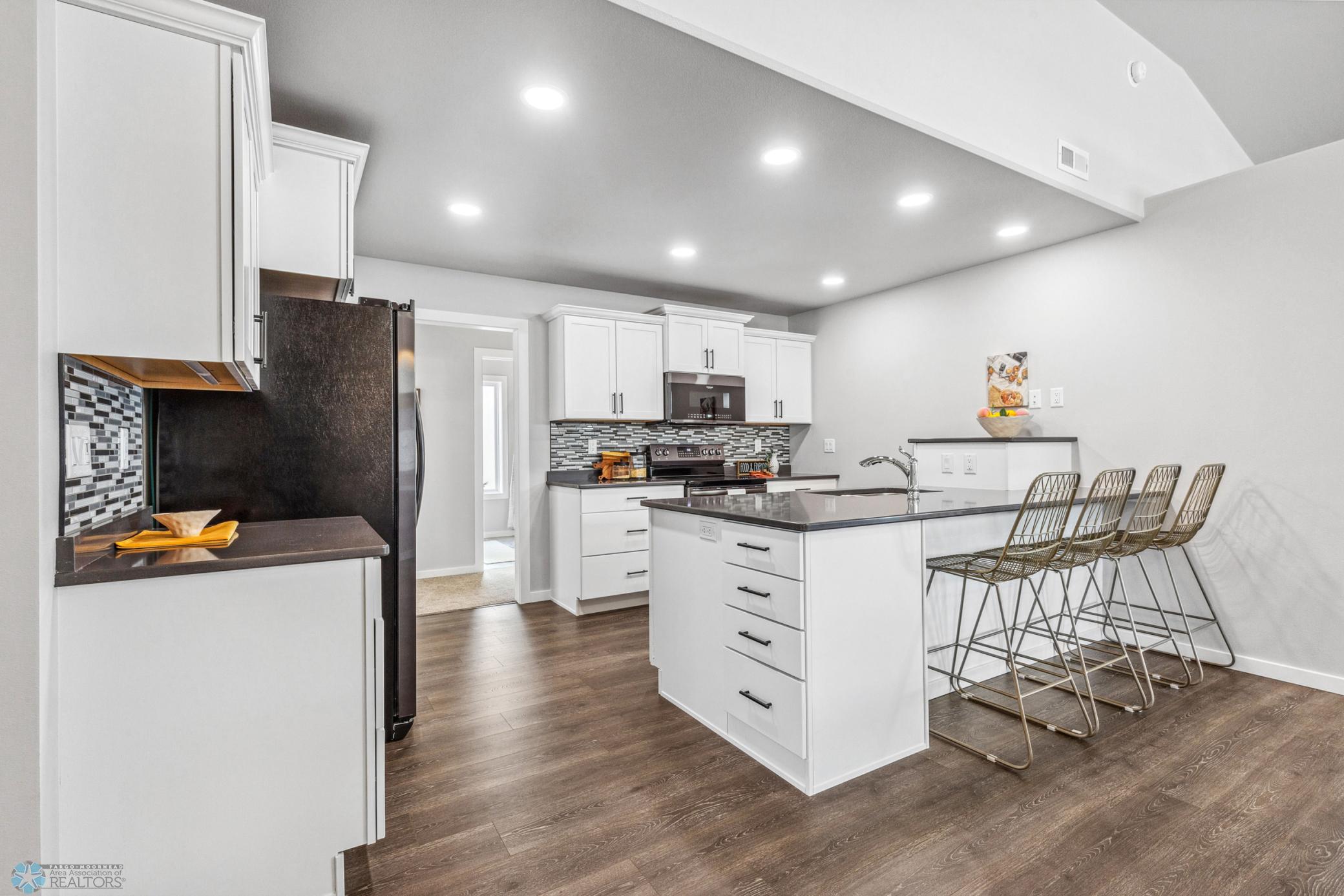 Tons of cabinetry!