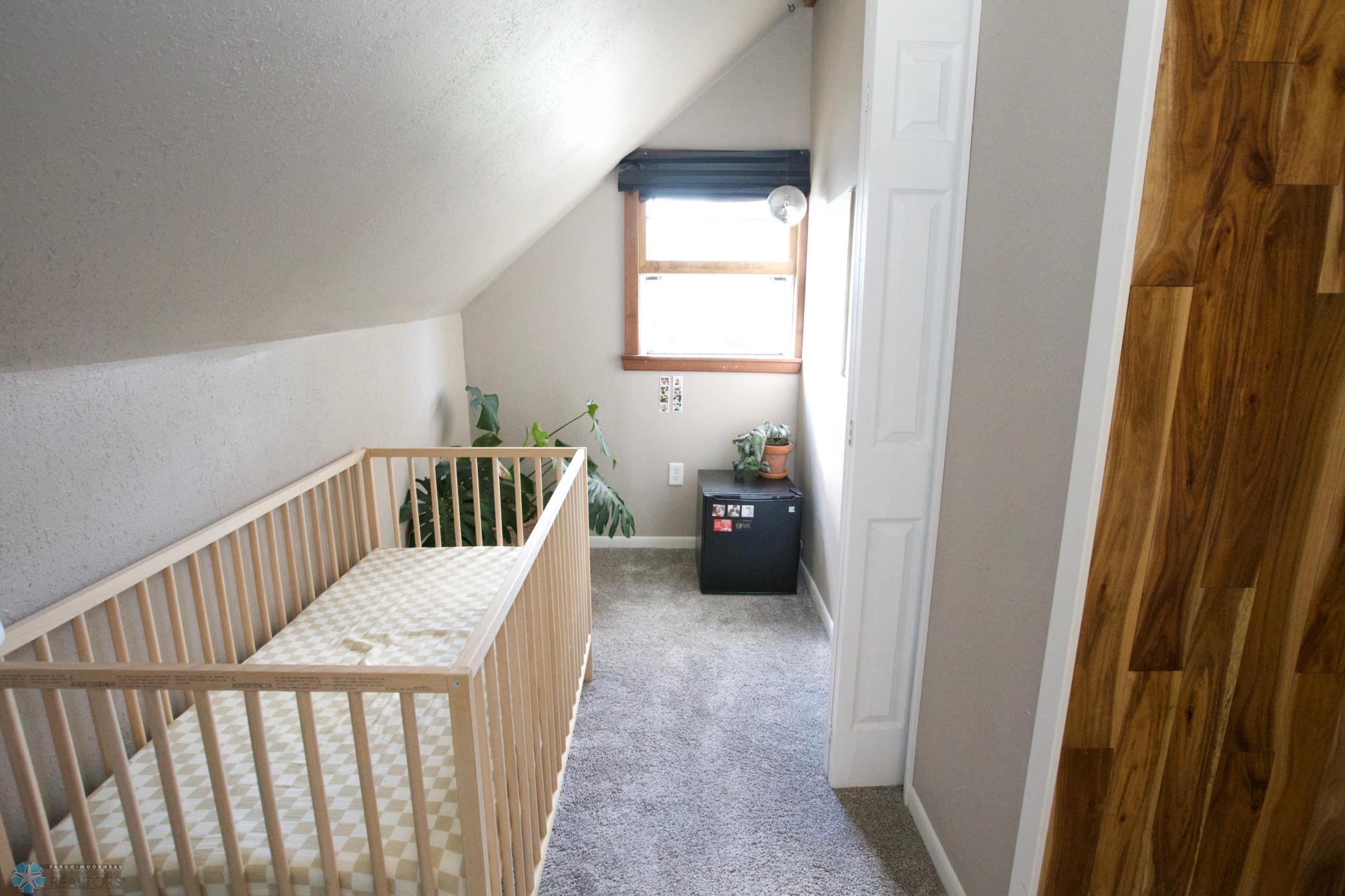 Primary Bedroom - Upper Floor