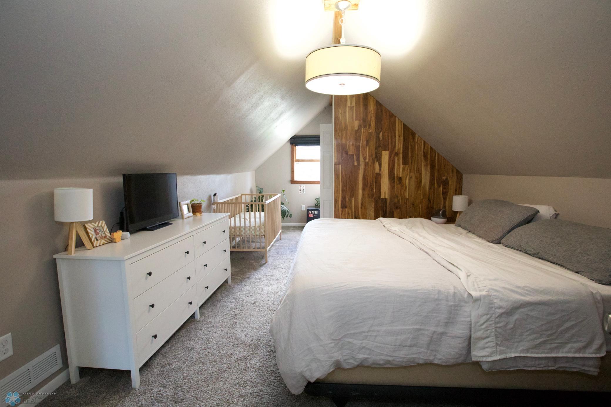 Primary Bedroom - Upper Floor