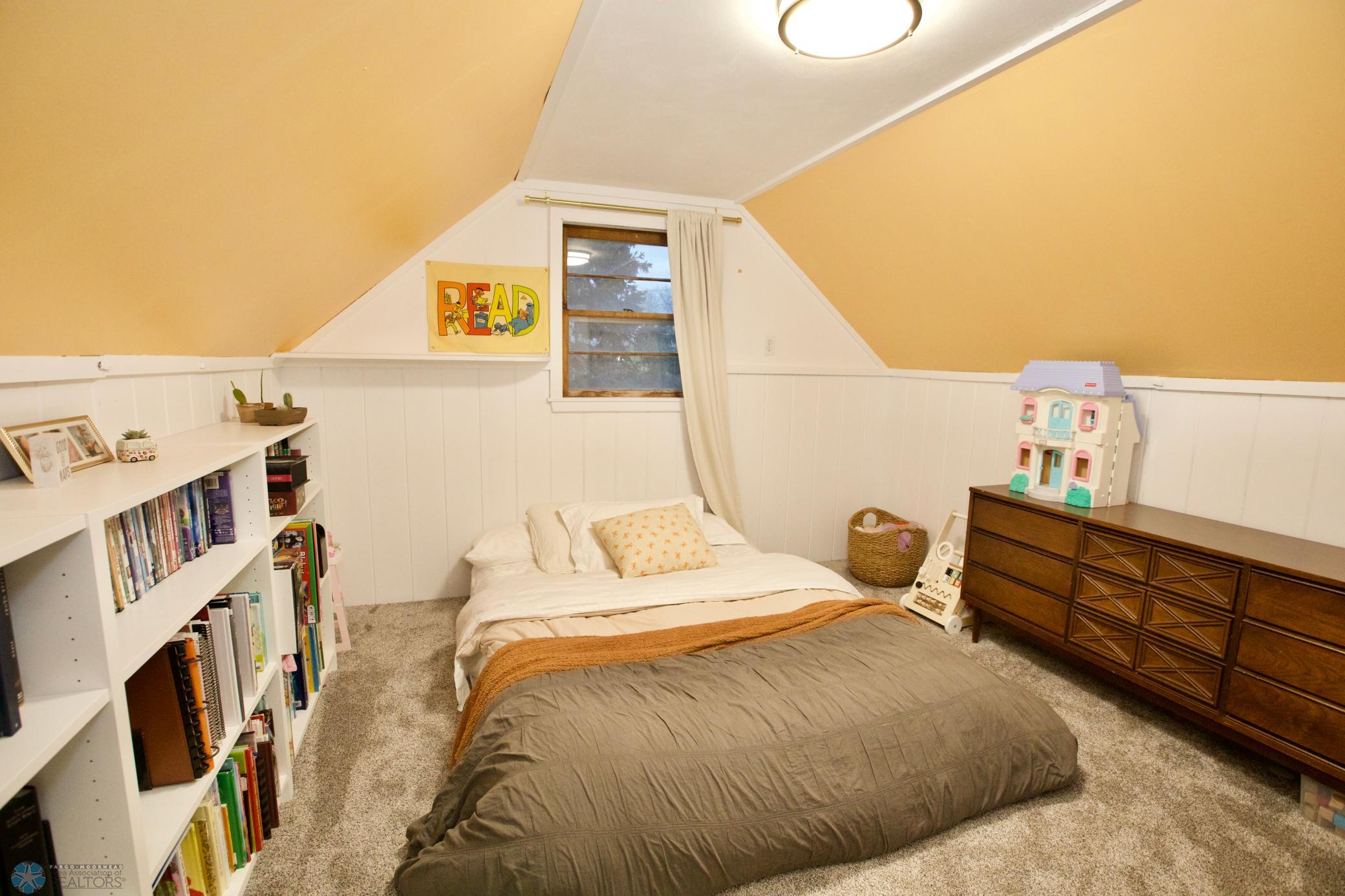 Bedroom #4 - Upper Floor