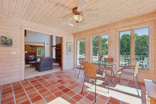 2340 Abingdon Way, Long Lake, MN 55356