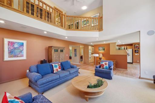 2340 Abingdon Way, Long Lake, MN 55356