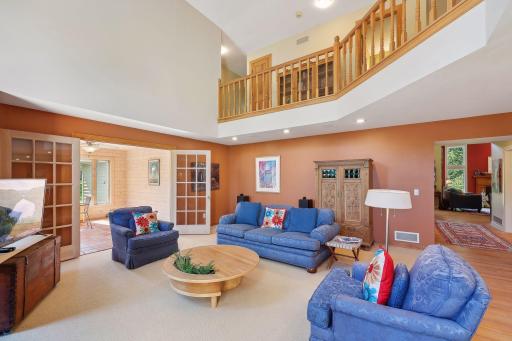 2340 Abingdon Way, Long Lake, MN 55356
