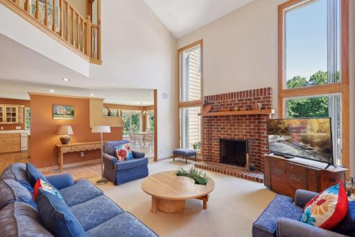 2340 Abingdon Way, Long Lake, MN 55356