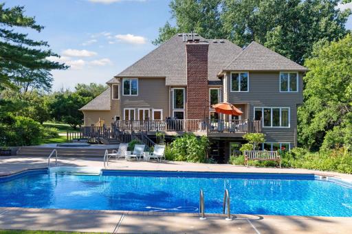 2340 Abingdon Way, Long Lake, MN 55356