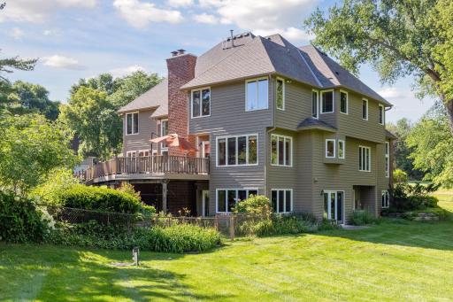 2340 Abingdon Way, Long Lake, MN 55356