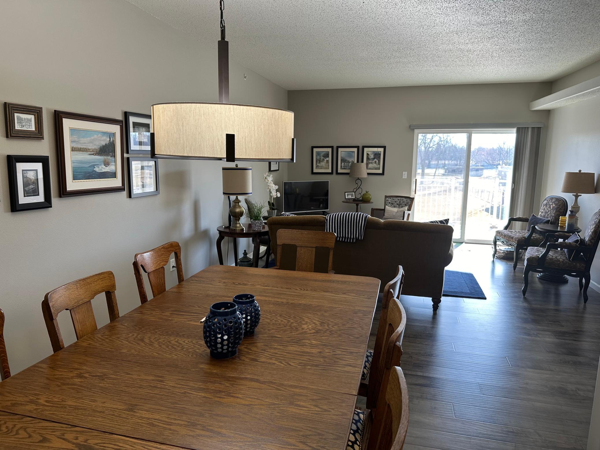 Living.Dining room.jpg