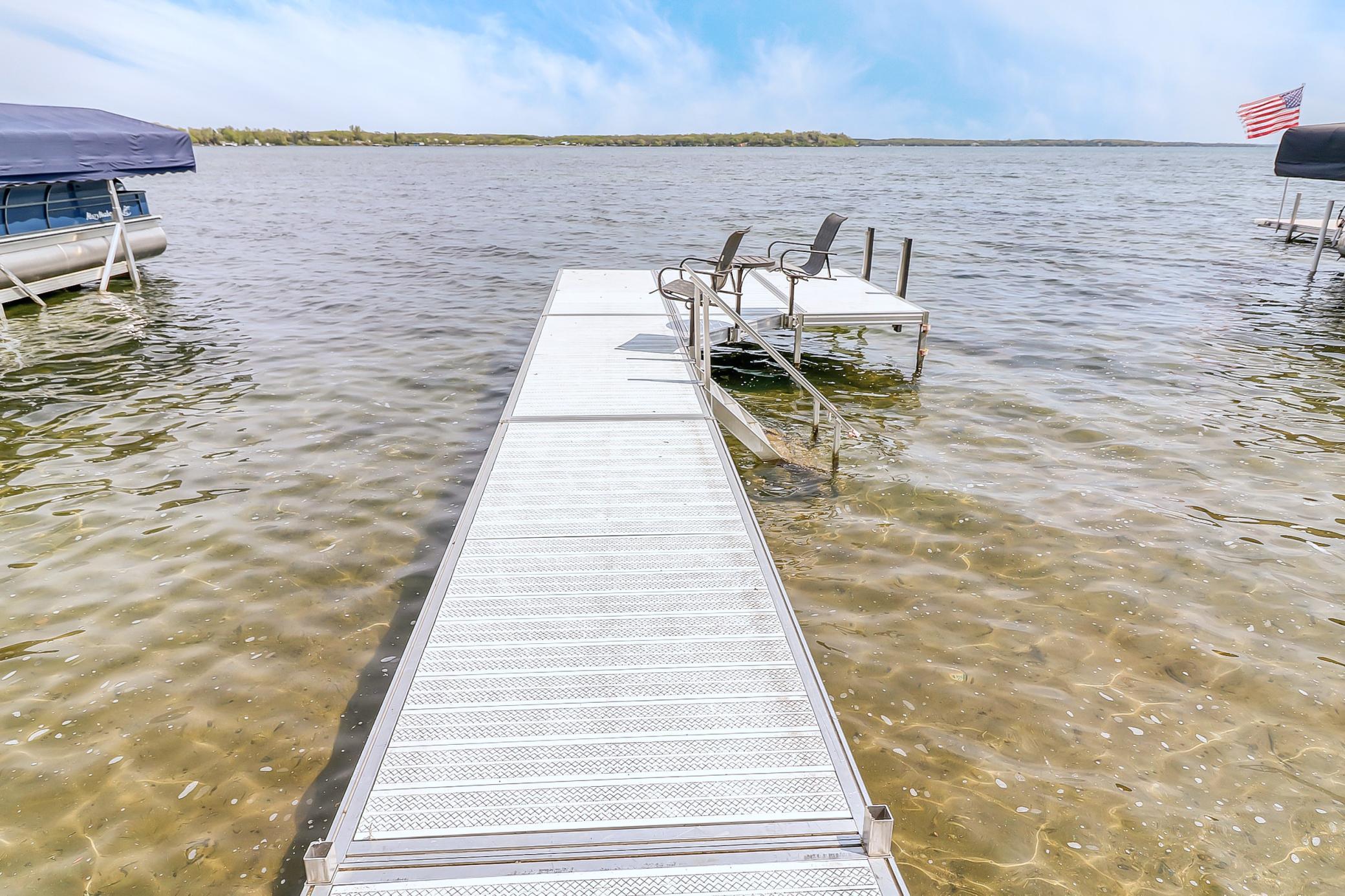 Lake1_1.jpg