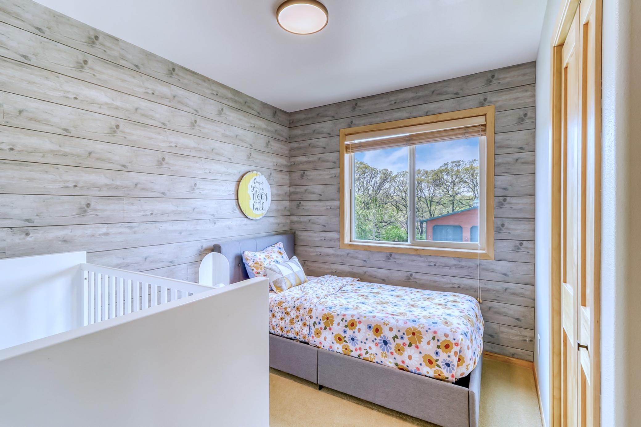 Upstairs Bedroom2_1.jpg