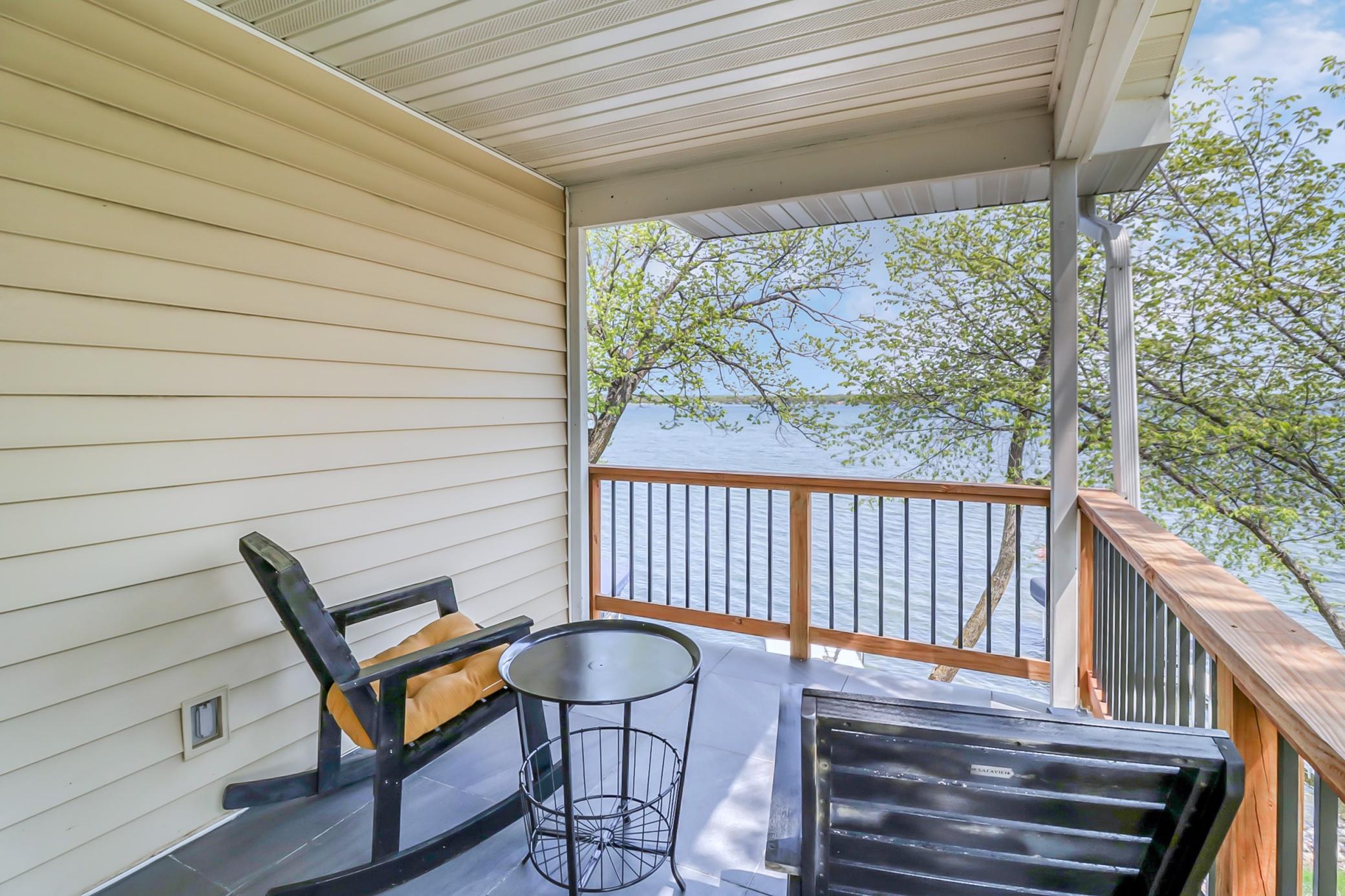 Primary Bedroom Balcony1_1.jpg