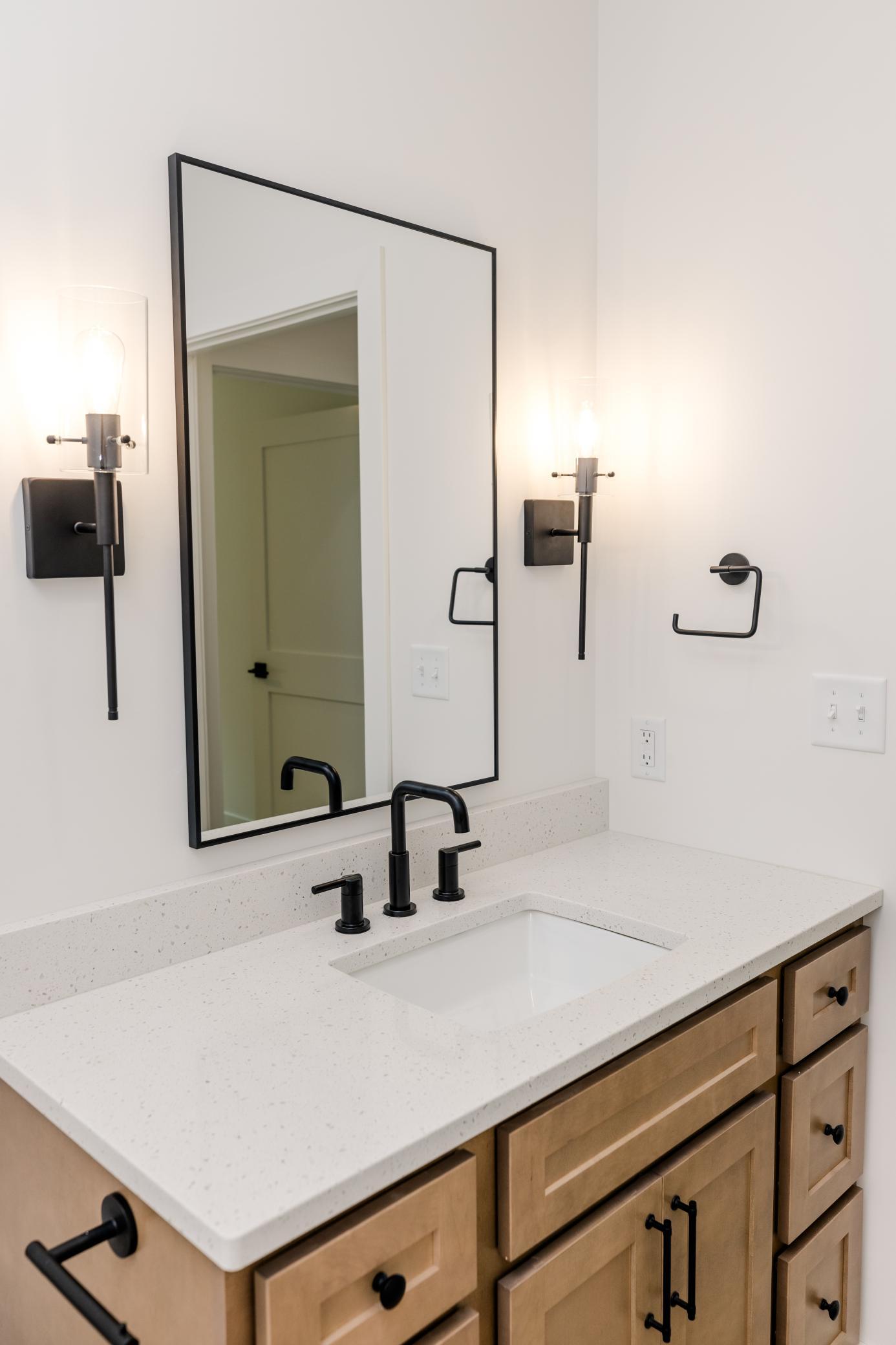 112 10th Ave SE Pelican Rapids-54.jpg