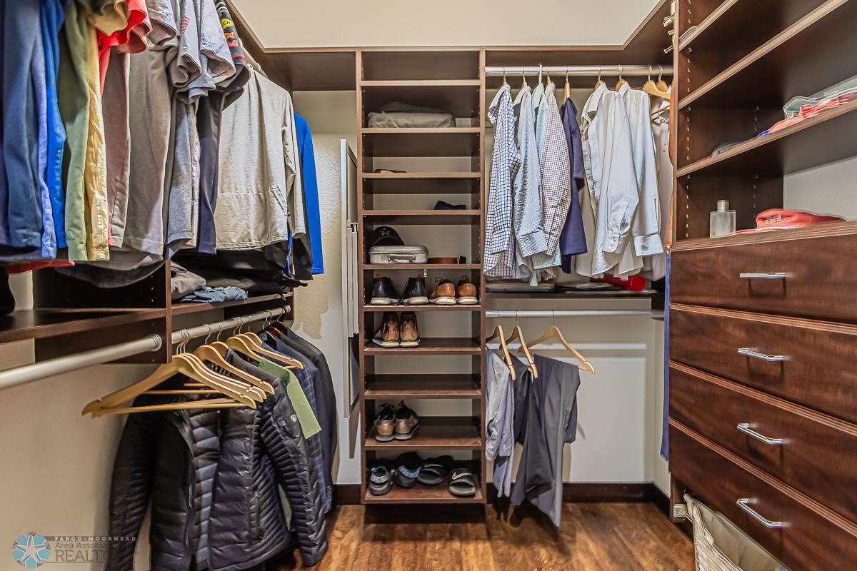 Primary_Closet_1.jpg