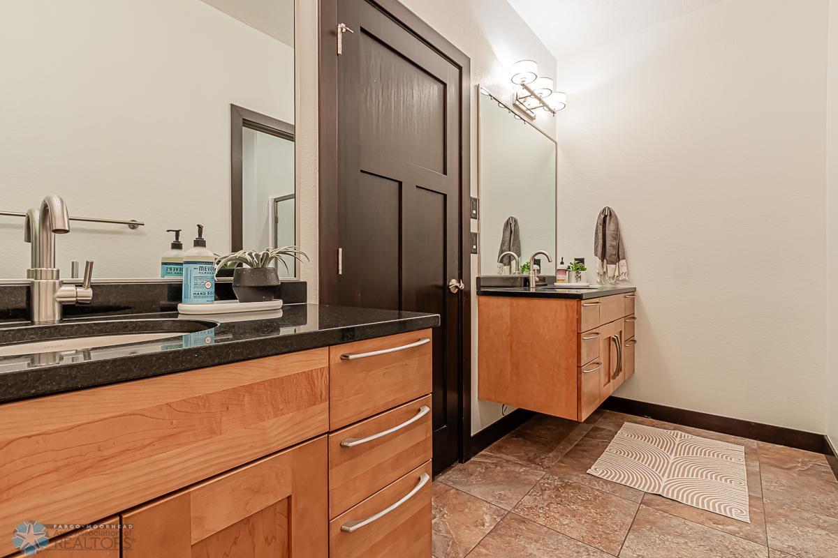 Basement_Bathroom_2.jpg