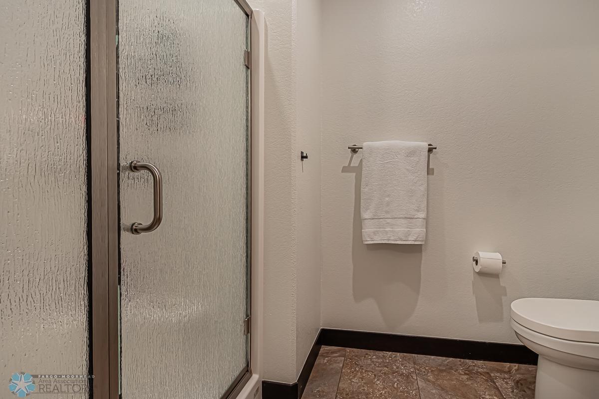Basement_Bathroom_3.jpg