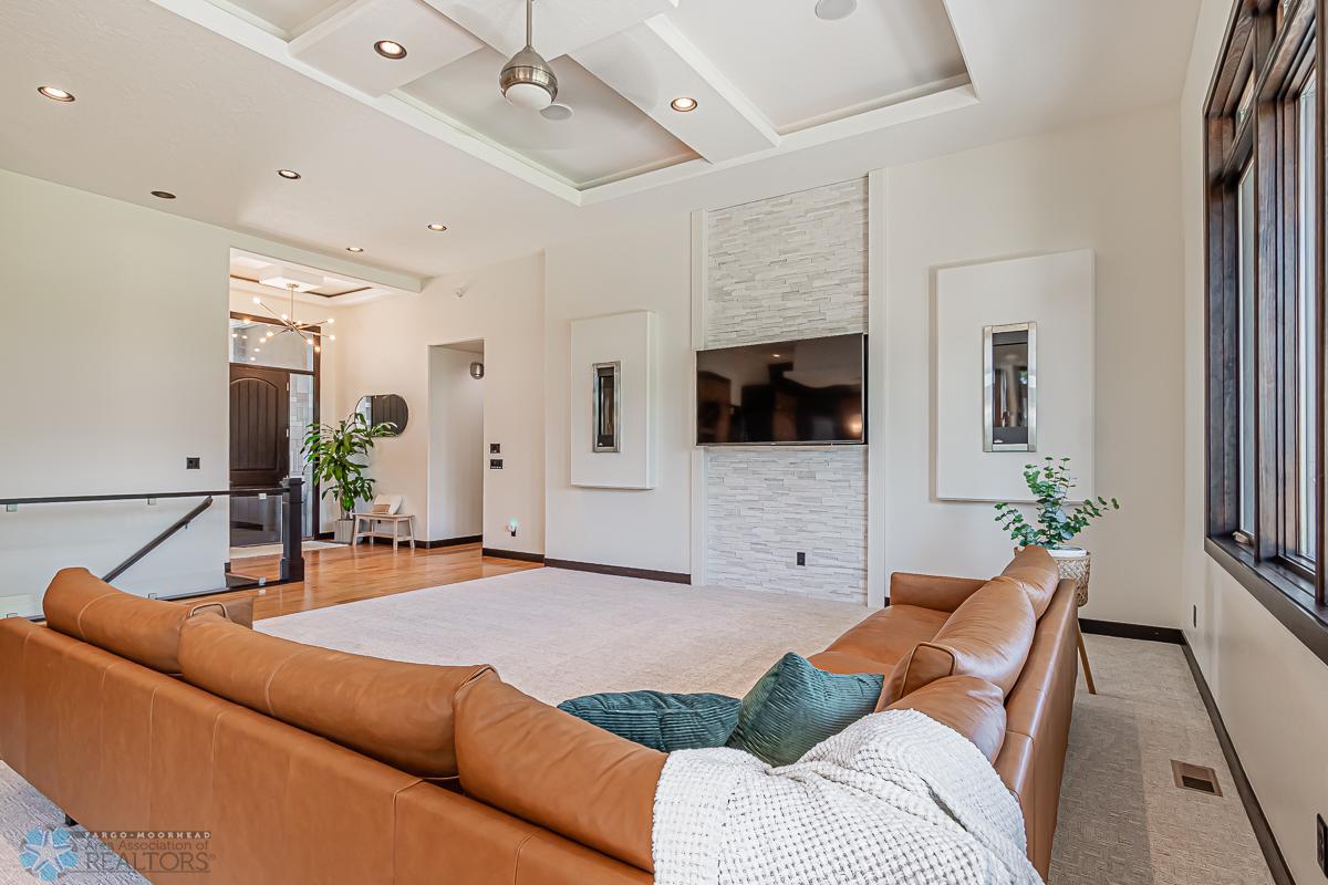 Living_Room_3.jpg