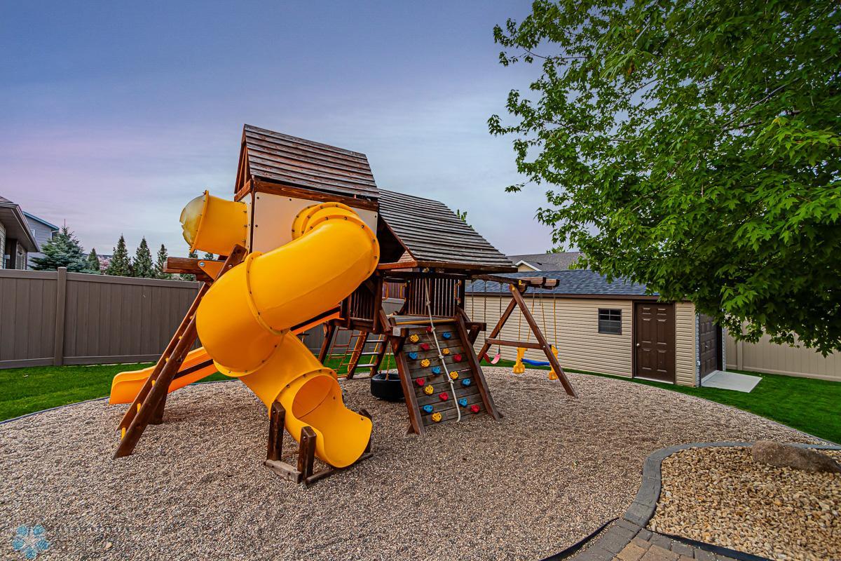 Backyard_2.jpg