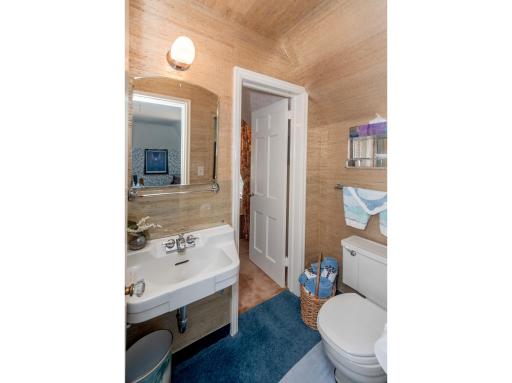 1335 Beechwood Place, Saint Paul, MN 55116