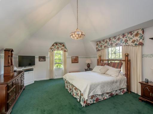 1335 Beechwood Place, Saint Paul, MN 55116