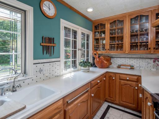 1335 Beechwood Place, Saint Paul, MN 55116