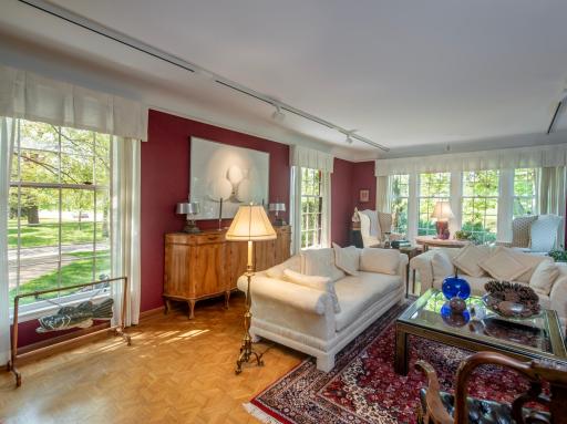 1335 Beechwood Place, Saint Paul, MN 55116