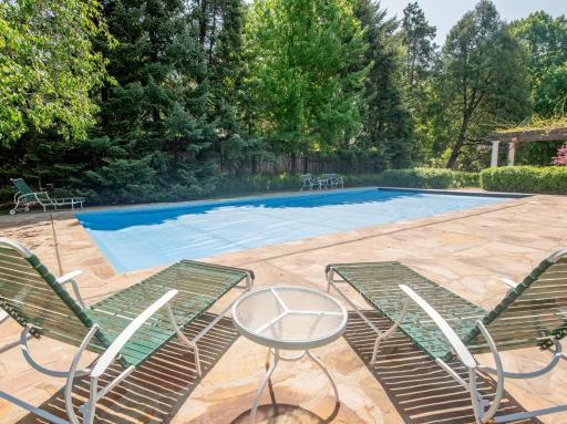 1335 Beechwood Place, Saint Paul, MN 55116