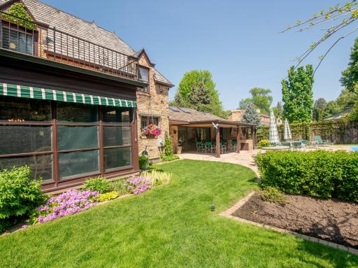 1335 Beechwood Place, Saint Paul, MN 55116