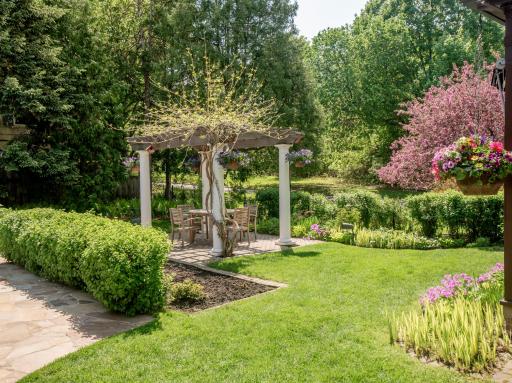 1335 Beechwood Place, Saint Paul, MN 55116