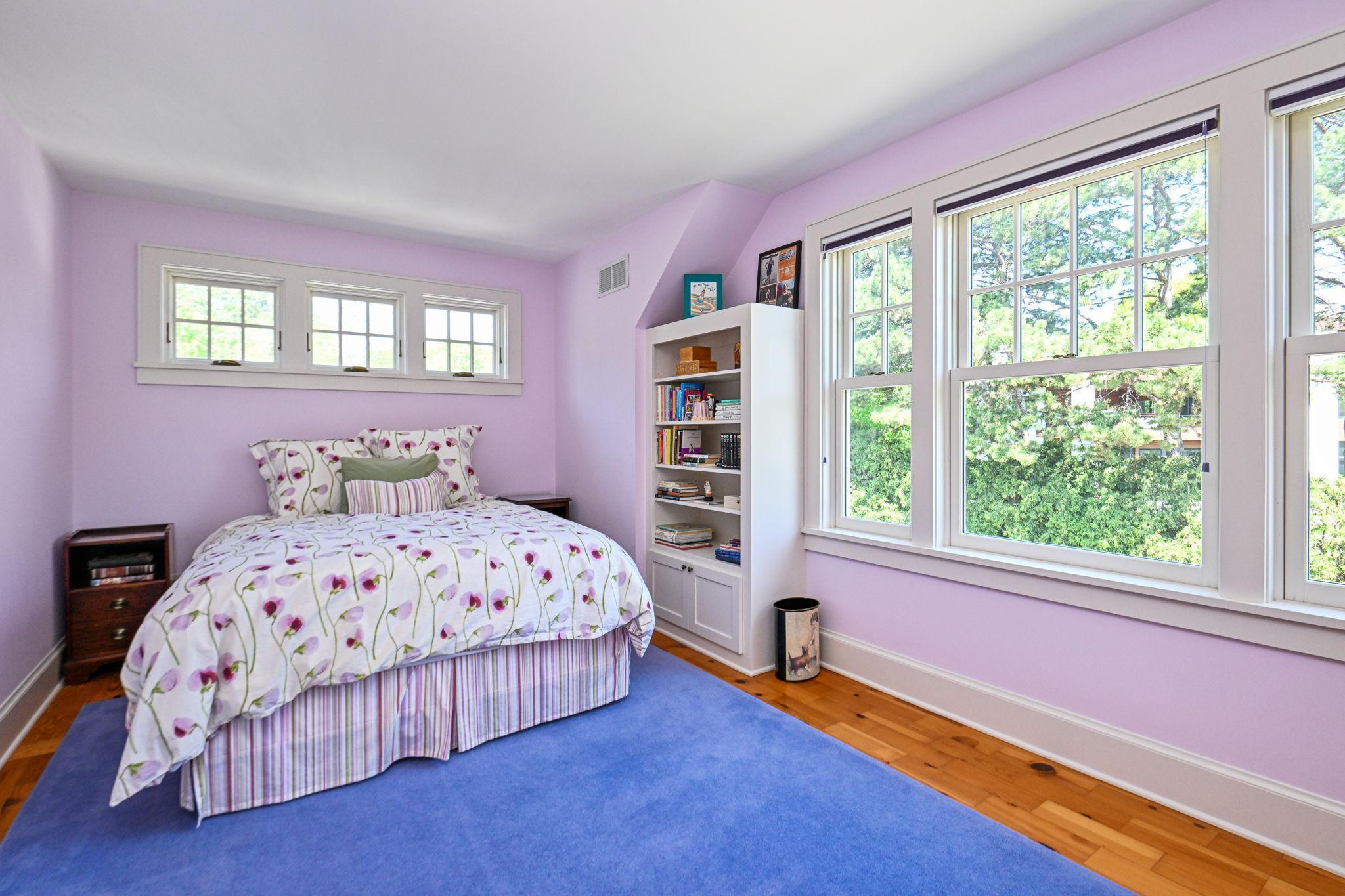 33-web-or-mls-153 Lakeview Ln 033Full.jpg