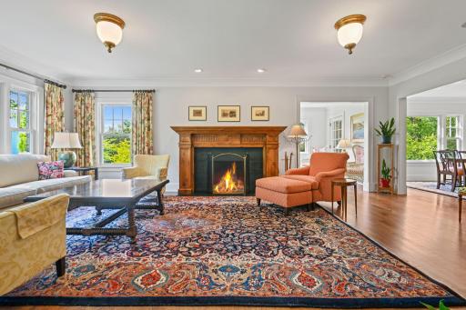 153 Lakeview Lane, Wayzata, MN 55391