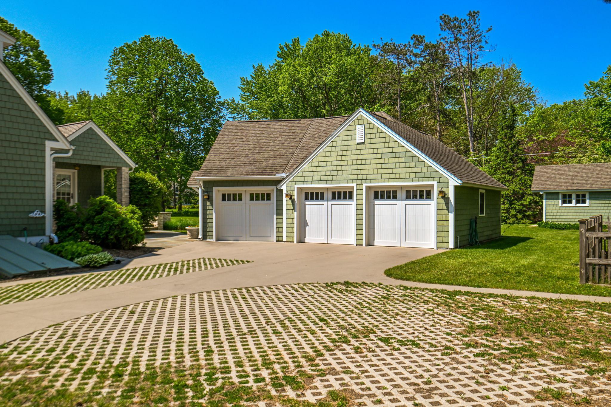 58-web-or-mls-153 Lakeview Ln 058Full.jpg