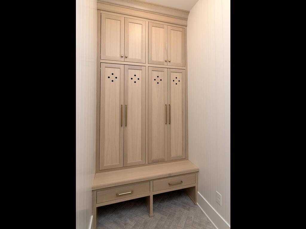 14500 Shady Beach Trail NE Prior Lake MN 55372 USA-016-004-Lockers-MLS_Size.jpg