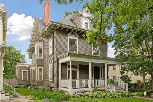 Welcome to historic 656 Summit Avenue in Saint Paul.