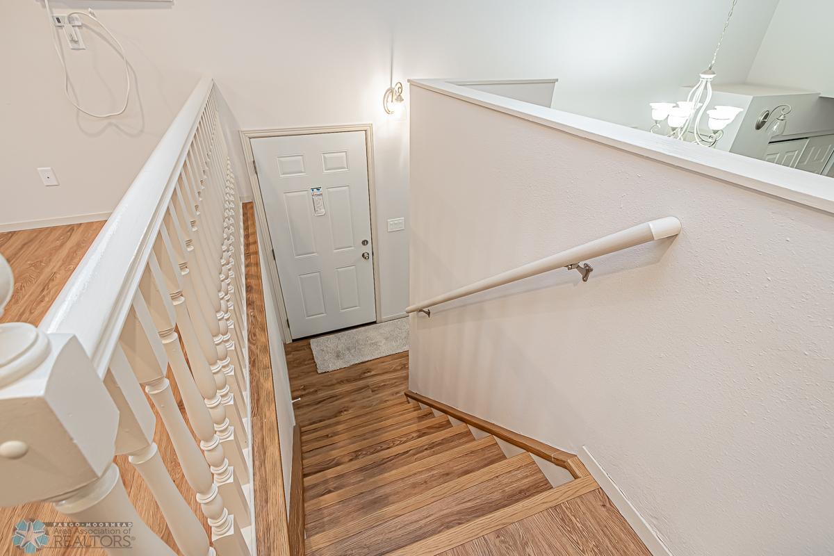 1915 58th Ave S, Fargo, ND 58104-19.jpg