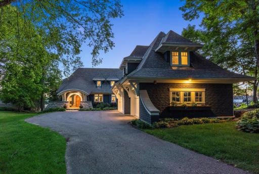 Stonewood custom built home with impressive architecture!