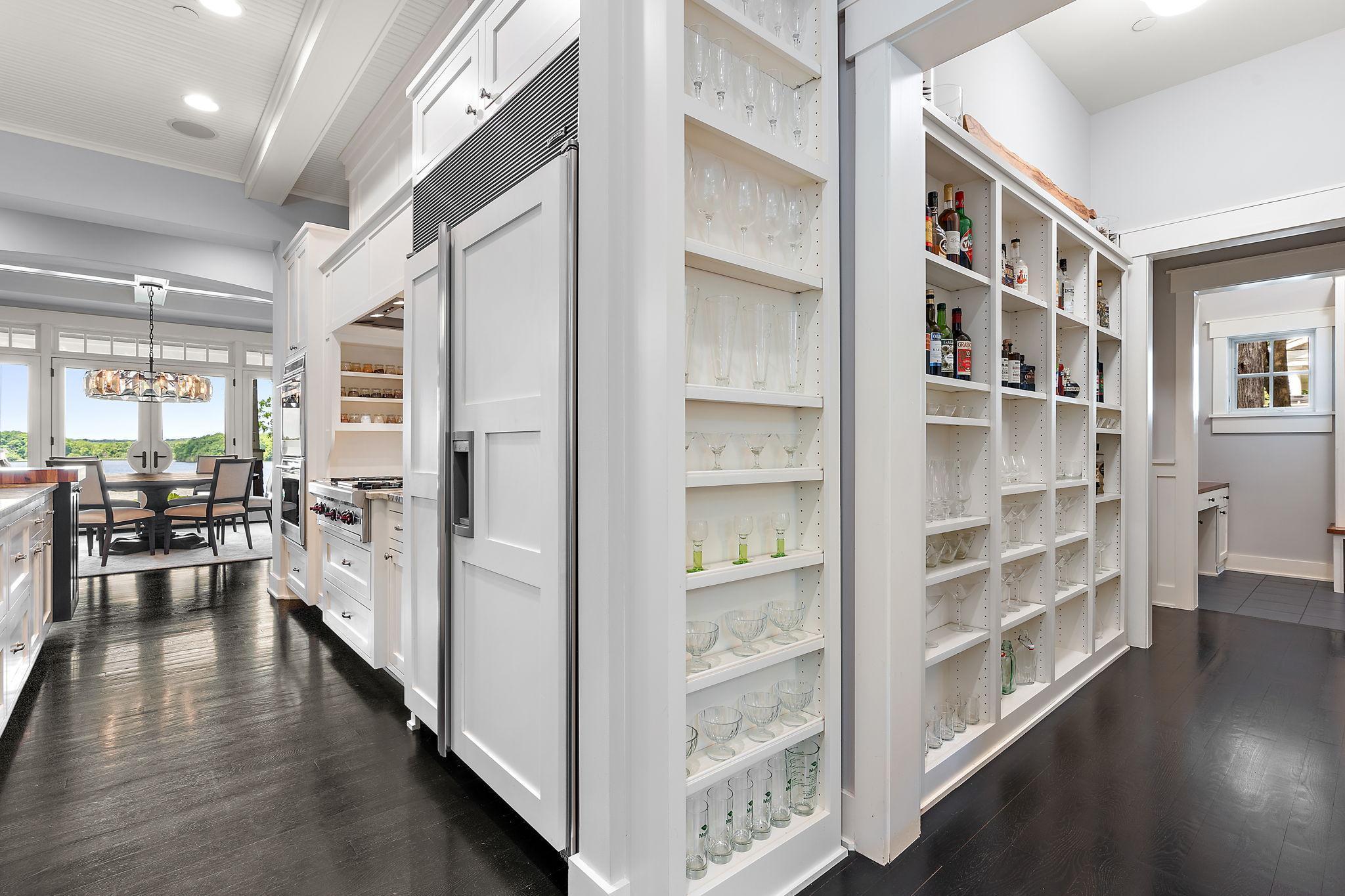 Massive storage pantry for food and drinks!