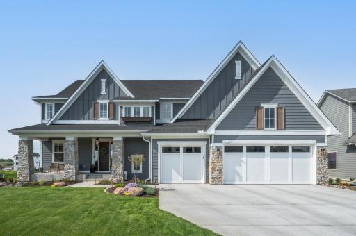 5281 Rolling Hills Parkway, Chaska, MN 55318
