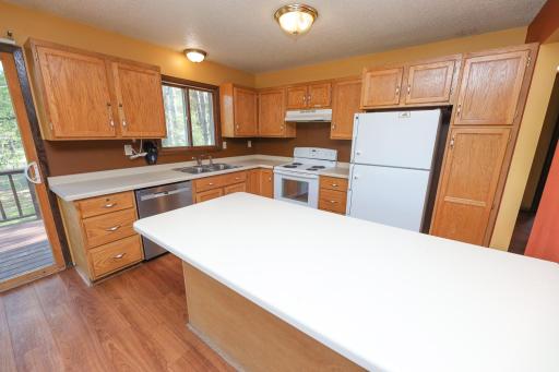 1703 Oak Knoll Drive NE, Alexandria, MN 56308