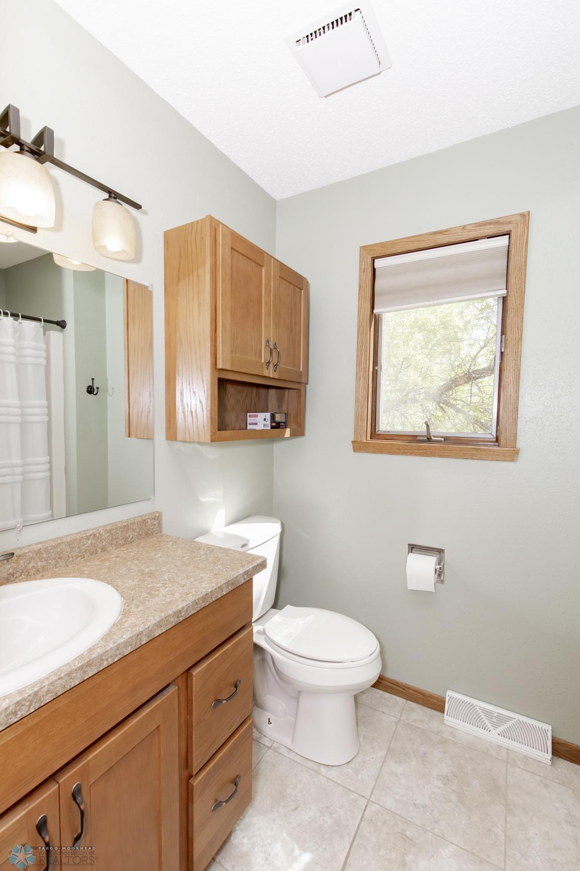 Bathroom 3 - Full