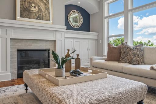 2582 Holy Name Drive, Wayzata, MN 55391