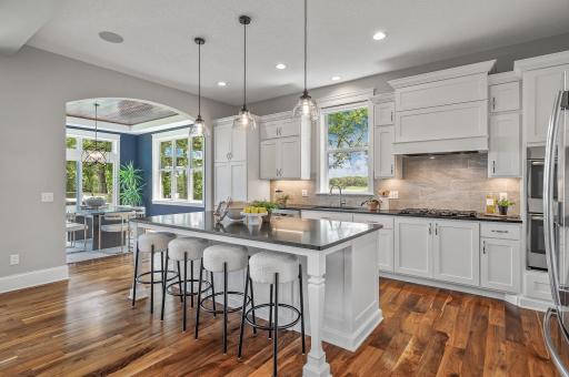 2582 Holy Name Drive, Wayzata, MN 55391
