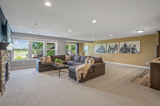 2582 Holy Name Drive, Wayzata, MN 55391