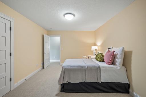 2582 Holy Name Drive, Wayzata, MN 55391