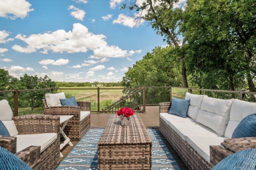 2582 Holy Name Drive, Wayzata, MN 55391