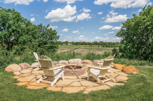 2582 Holy Name Drive, Wayzata, MN 55391