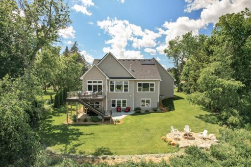 2582 Holy Name Drive, Wayzata, MN 55391