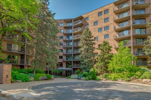 Loring Way Condominiums-A great place to call home